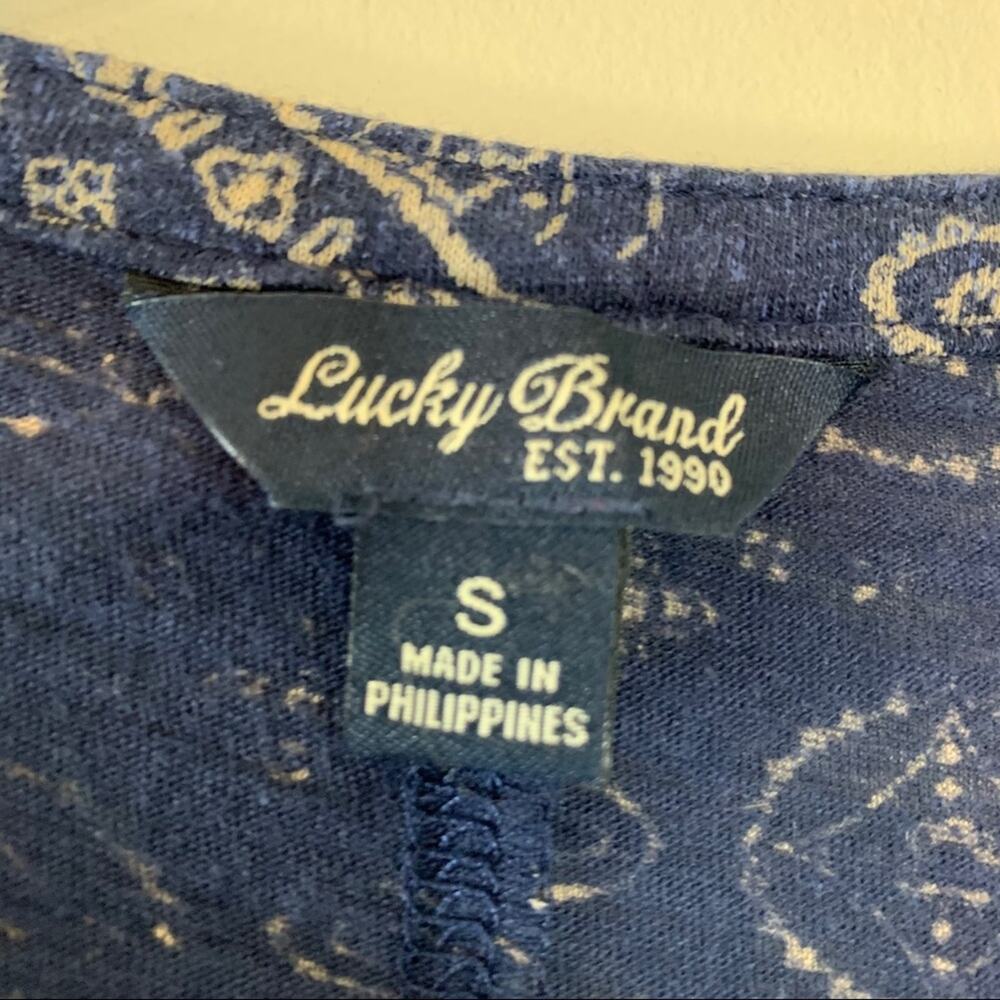 Lucky Brand Blue Bandana Print Split Back Top - Picture 3 of 7